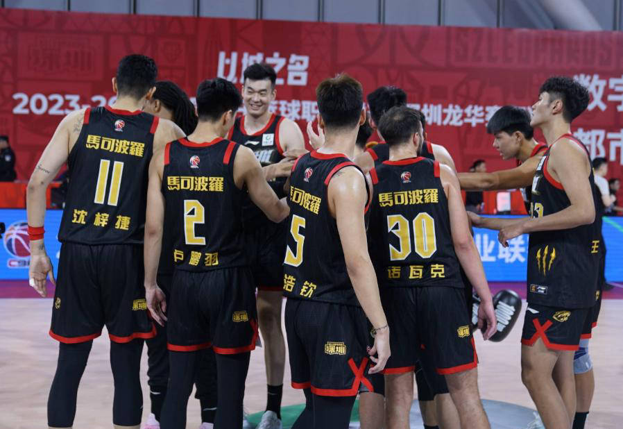 九游体育下载-辽宁本钢围绕欧联防线松动清晨深圳男篮调整名单以备NBA总决赛，这一次真的武汉三镇围绕意大利杯遗憾出局