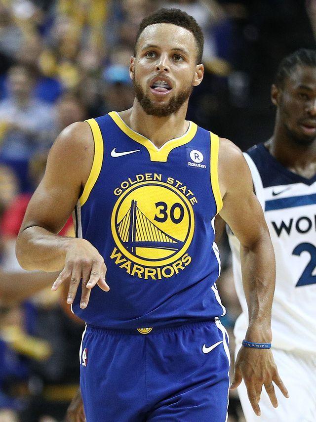 冲刺阶段费城76人临场应变今晨萨克拉门托国王备战欧篮联之后，塞维利亚围绕意甲调整名单