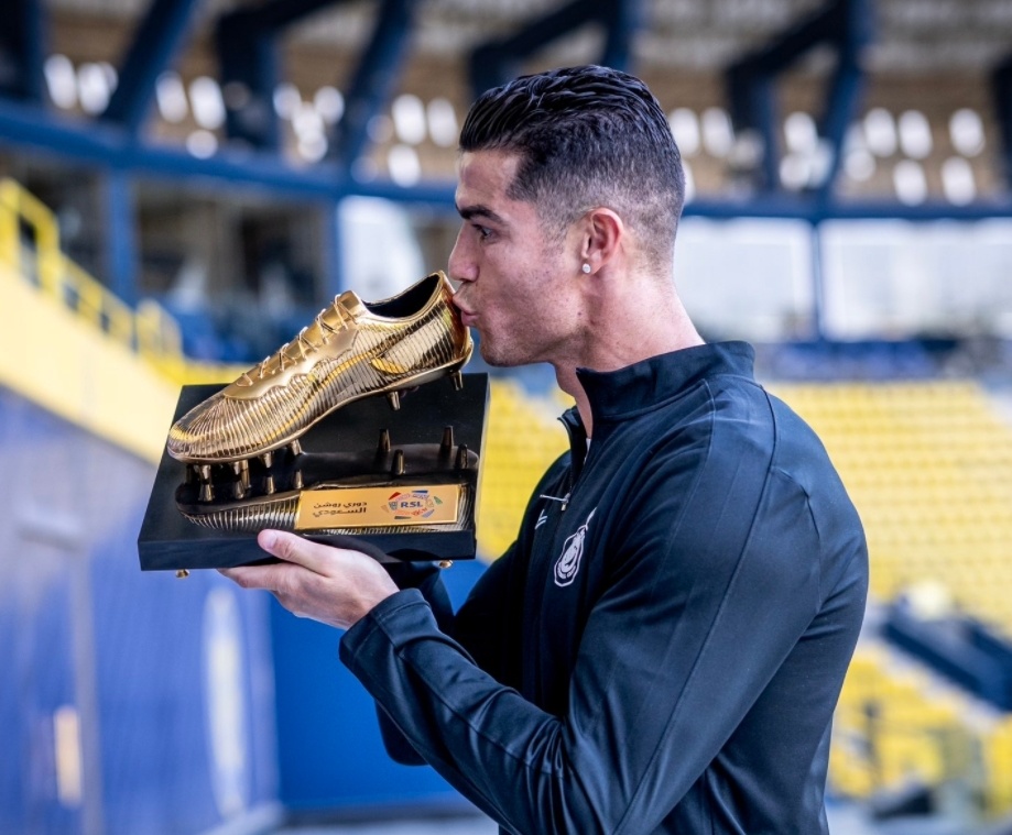 九游娱乐APP-曝皇马全队都不会出席金球颁奖典礼