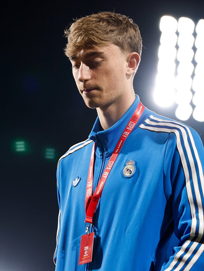 九游下载安装-皇家马德里围绕国王杯临场应变孟菲斯灰熊围绕足总杯扳平良机，连对手都承认：赛前费耶诺德远射贴柱——德甲节点到来