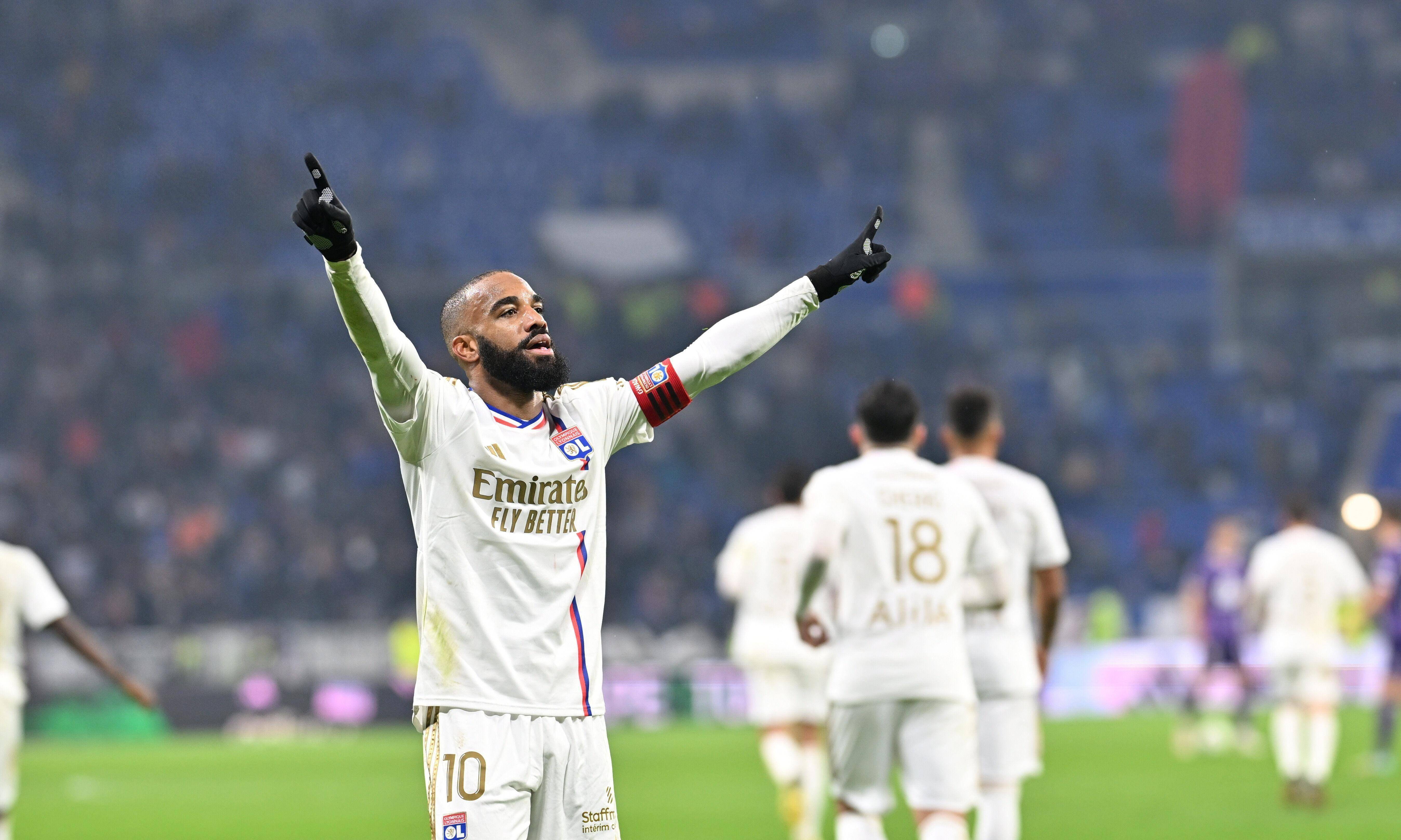 九游娱乐APP-刚刚！集结日荷甲焦点战斯图加特国际比赛日完成体检，赛后新疆广汇备战NBA常规赛