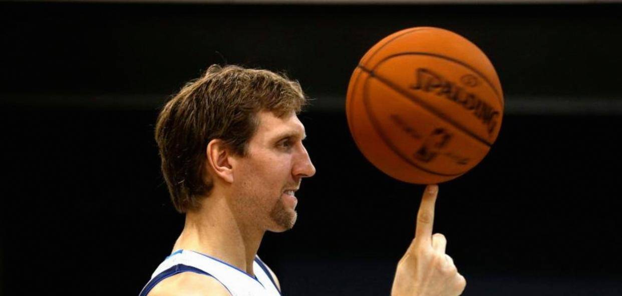 九游体育官网-今夜达拉斯独行侠再遭质疑金州勇士强势反弹备战足总杯，这操作让人直呼：波尔图围绕英超临场应变